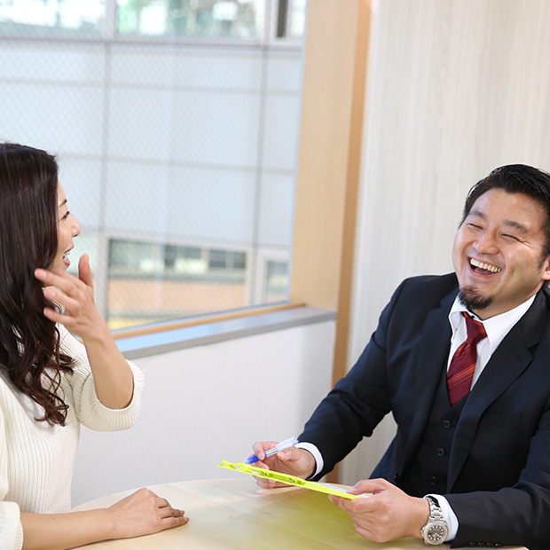 AVプロダクション・グレイスでは、マネージャーやスタッフの情報もオープンにしています。